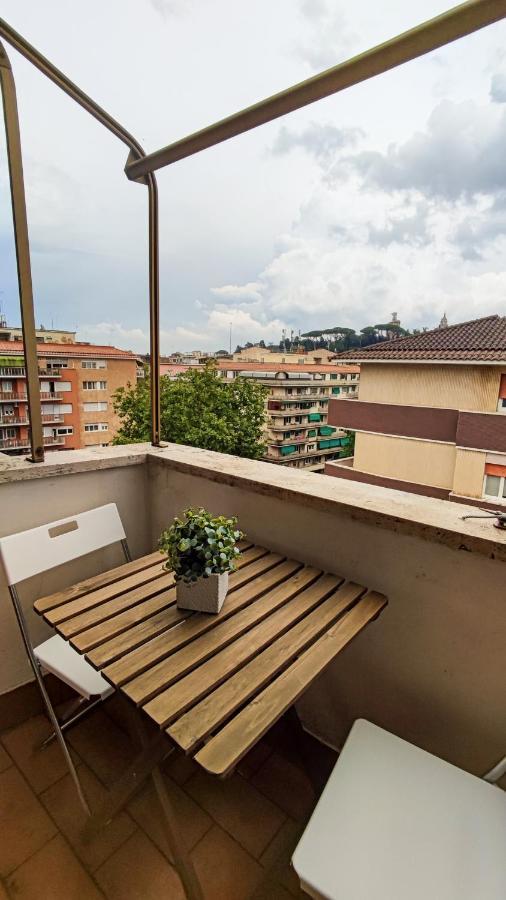 Holydom71 Apartment Roma Ngoại thất bức ảnh