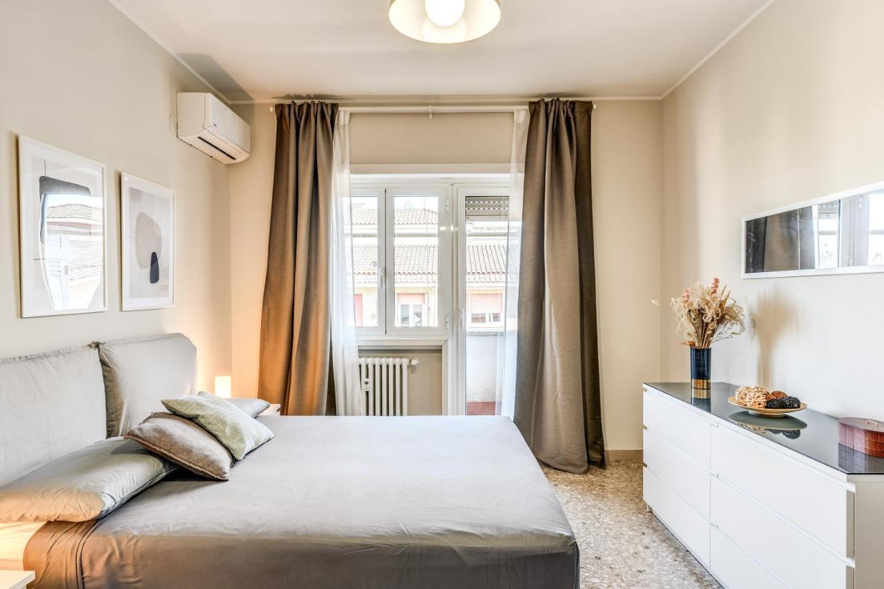 Holydom71 Apartment Roma Ngoại thất bức ảnh