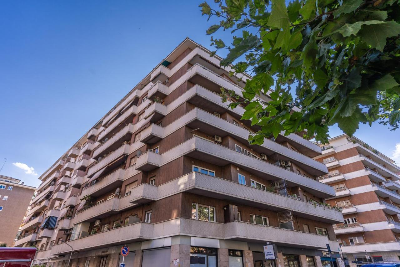 Holydom71 Apartment Roma Ngoại thất bức ảnh