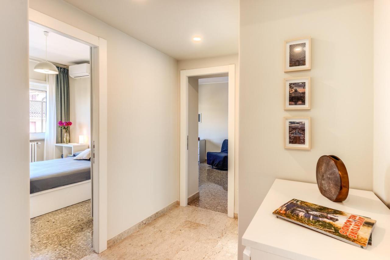 Holydom71 Apartment Roma Ngoại thất bức ảnh