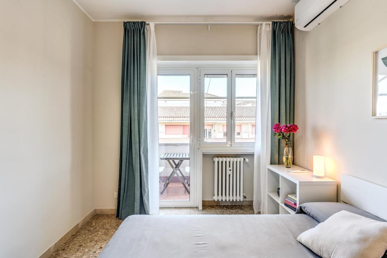 Holydom71 Apartment Roma Ngoại thất bức ảnh