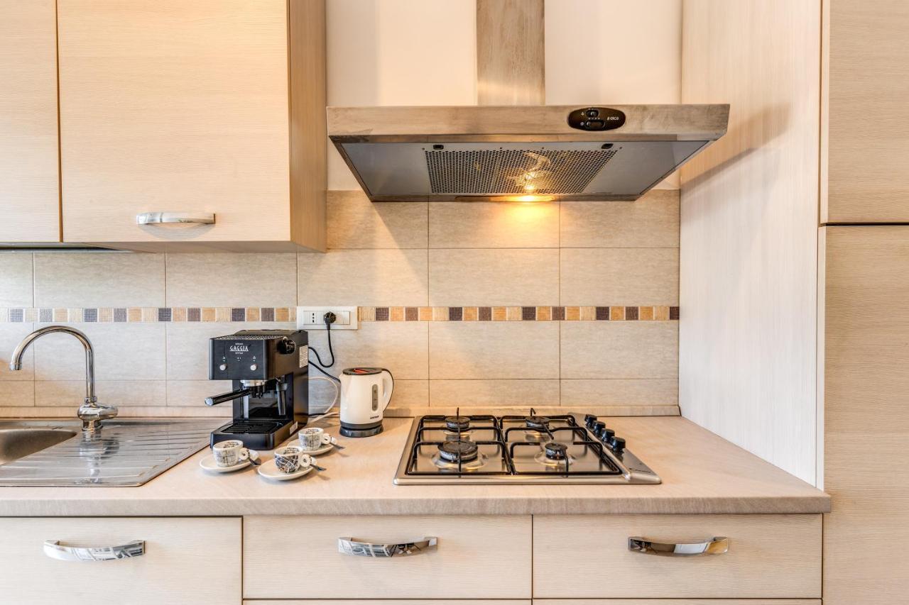 Holydom71 Apartment Roma Ngoại thất bức ảnh