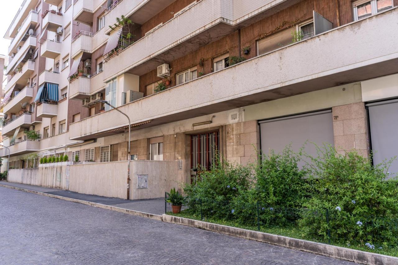 Holydom71 Apartment Roma Ngoại thất bức ảnh