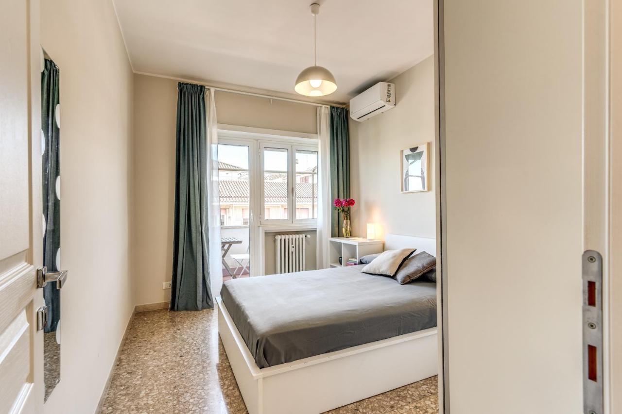 Holydom71 Apartment Roma Ngoại thất bức ảnh