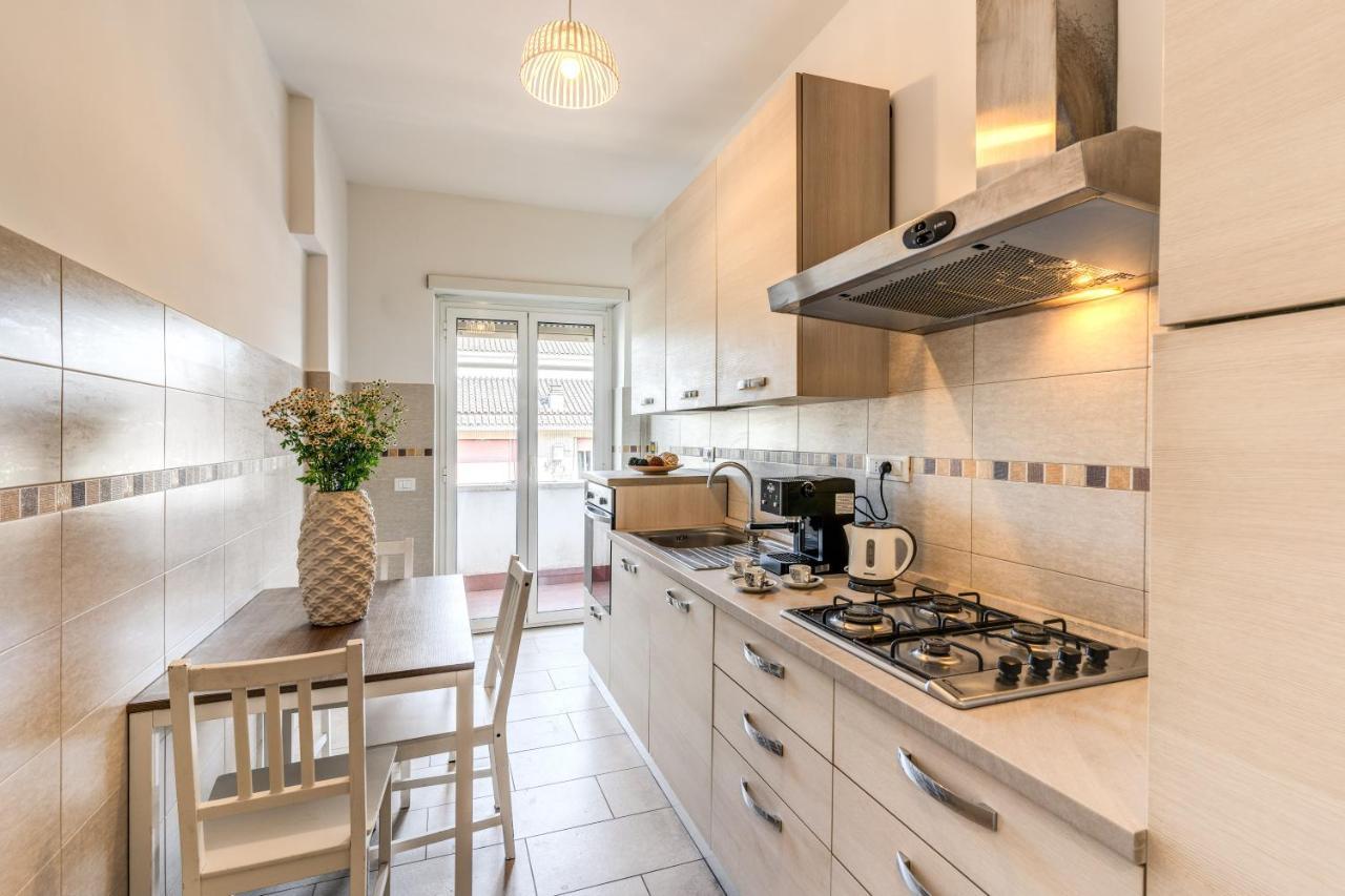 Holydom71 Apartment Roma Ngoại thất bức ảnh