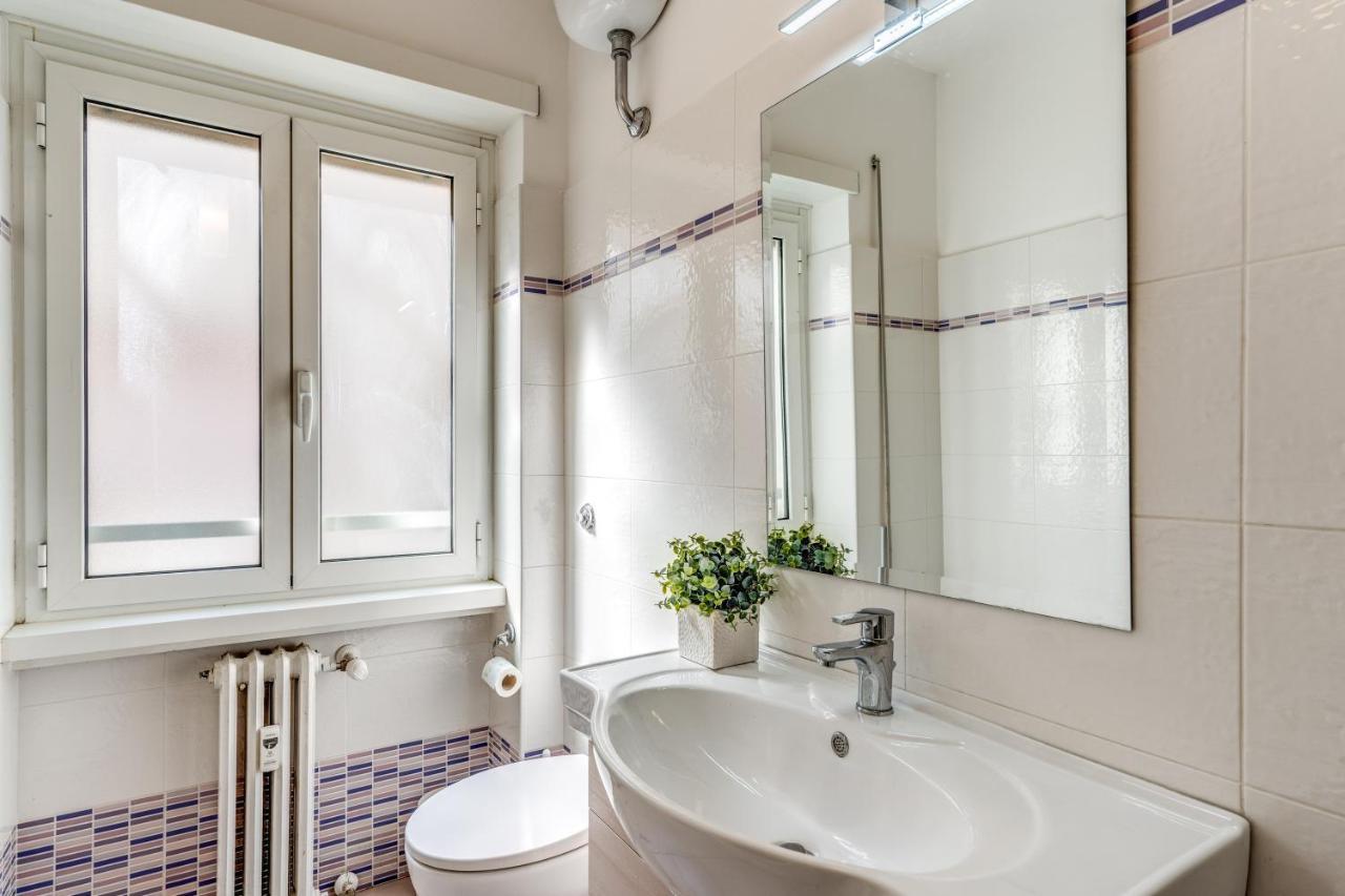 Holydom71 Apartment Roma Ngoại thất bức ảnh